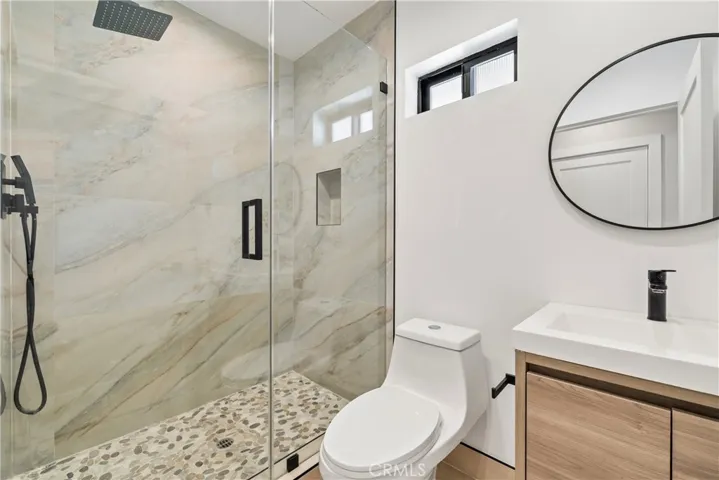 14622 Huston Street, Sherman Oaks, California 91403