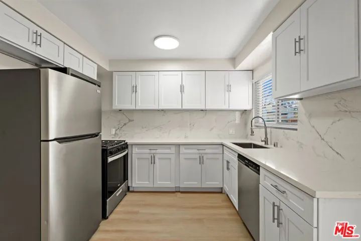 7825 W Manchester Avenue 1, Playa Del Rey, California 90293