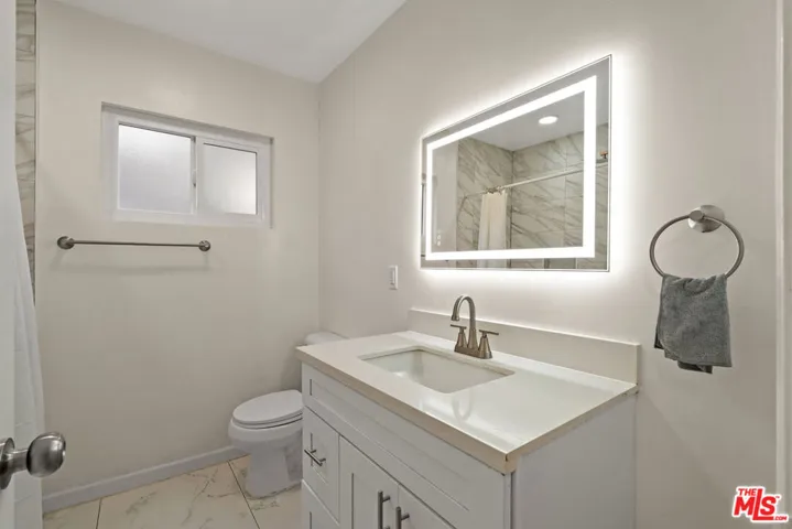 7825 W Manchester Avenue 1, Playa Del Rey, California 90293