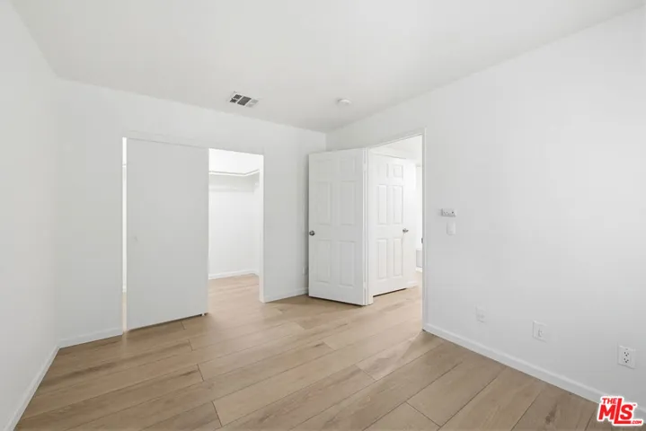4810 S La Brea Avenue 210, Los Angeles, California 90008