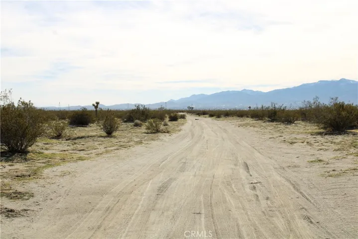 9 Ac Johnson Road, Adelanto, California 92301