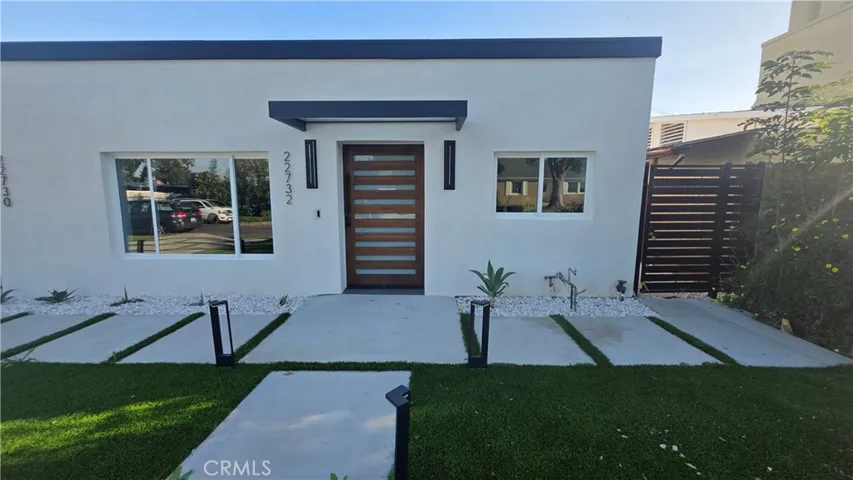 22732 Mariano Street, Woodland Hills, California 91367