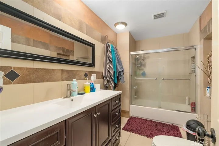 2166 W Alameda Avenue, Anaheim, California 92801