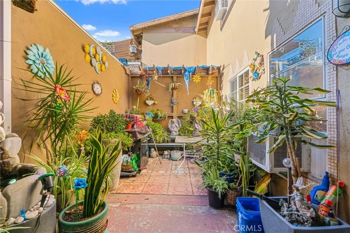 2166 W Alameda Avenue, Anaheim, California 92801