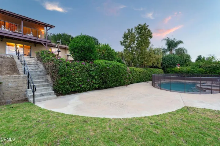 mls_1000_Foothill_Dr-84