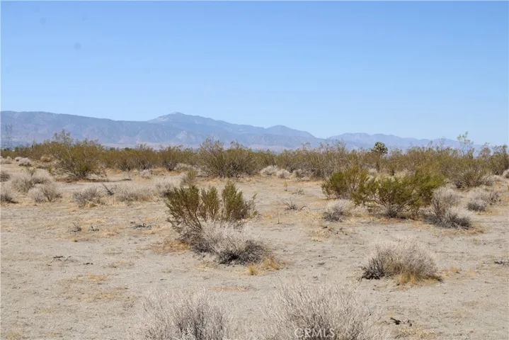 11 Ac Mojave Drive, Phelan, California 92371
