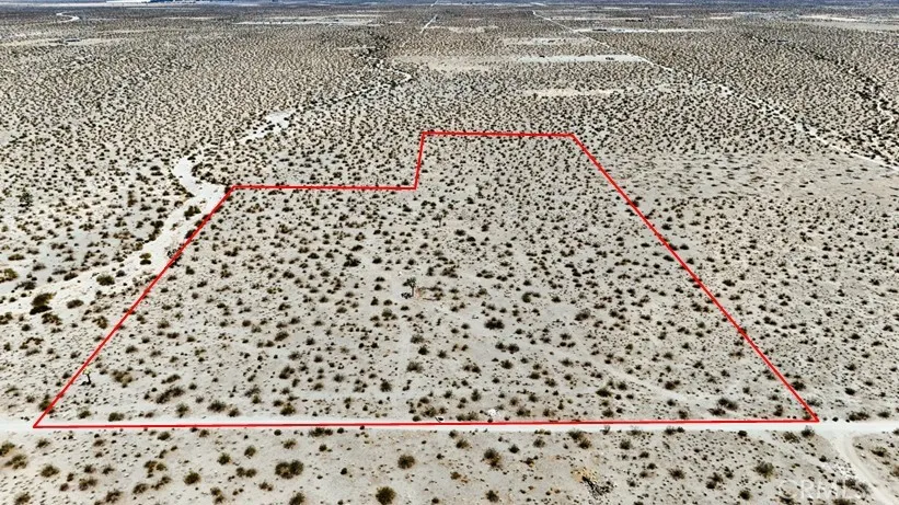 11 Ac Mojave Drive, Phelan, California 92371