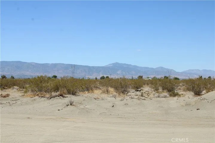 11 Ac Mojave Drive, Phelan, California 92371