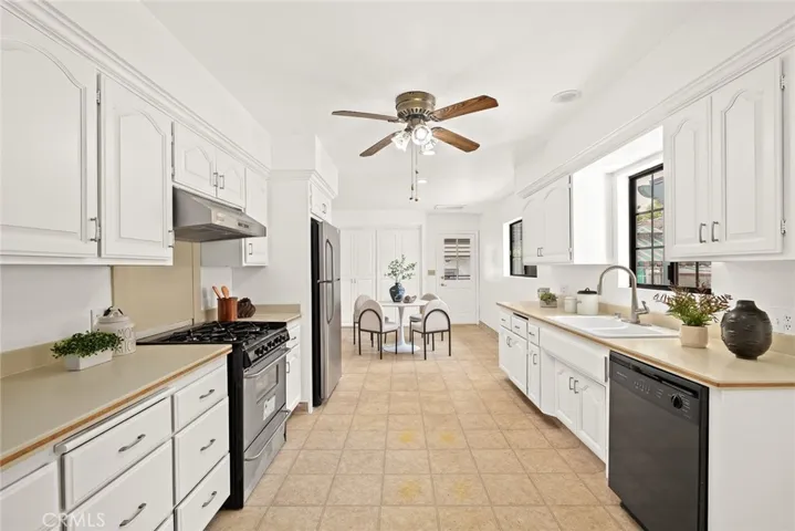 937 N Granada, Alhambra, California 91801