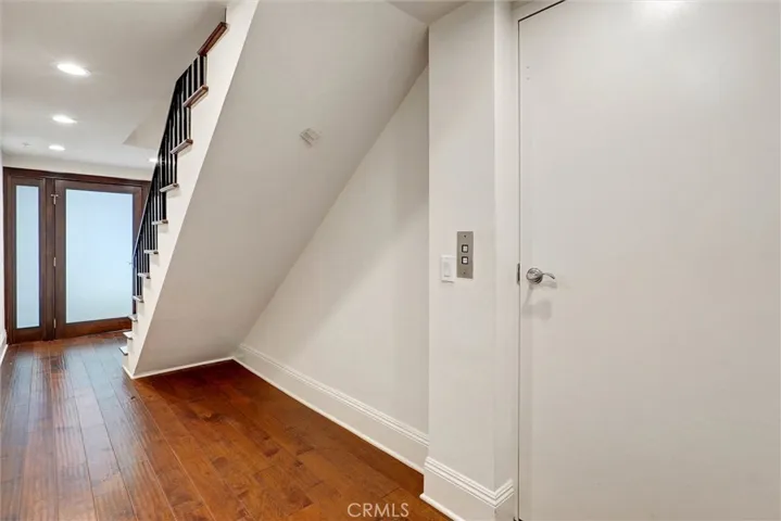 2323 S Beverly Glen 8, Los Angeles, California 90064