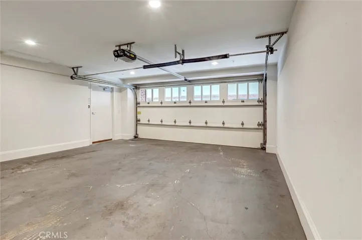 2323 S Beverly Glen 8, Los Angeles, California 90064