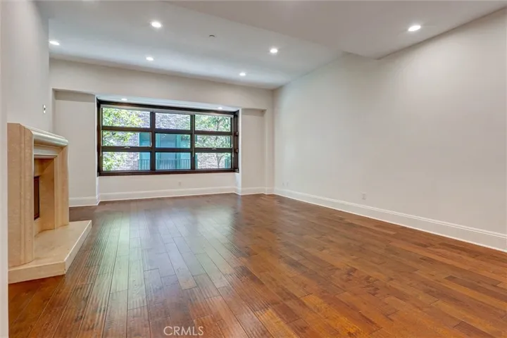 2323 S Beverly Glen 8, Los Angeles, California 90064