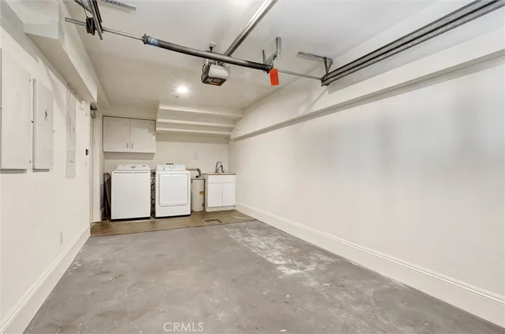 2323 S Beverly Glen 8, Los Angeles, California 90064