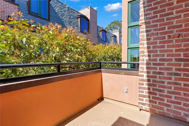 2323 S Beverly Glen 8, Los Angeles, California 90064