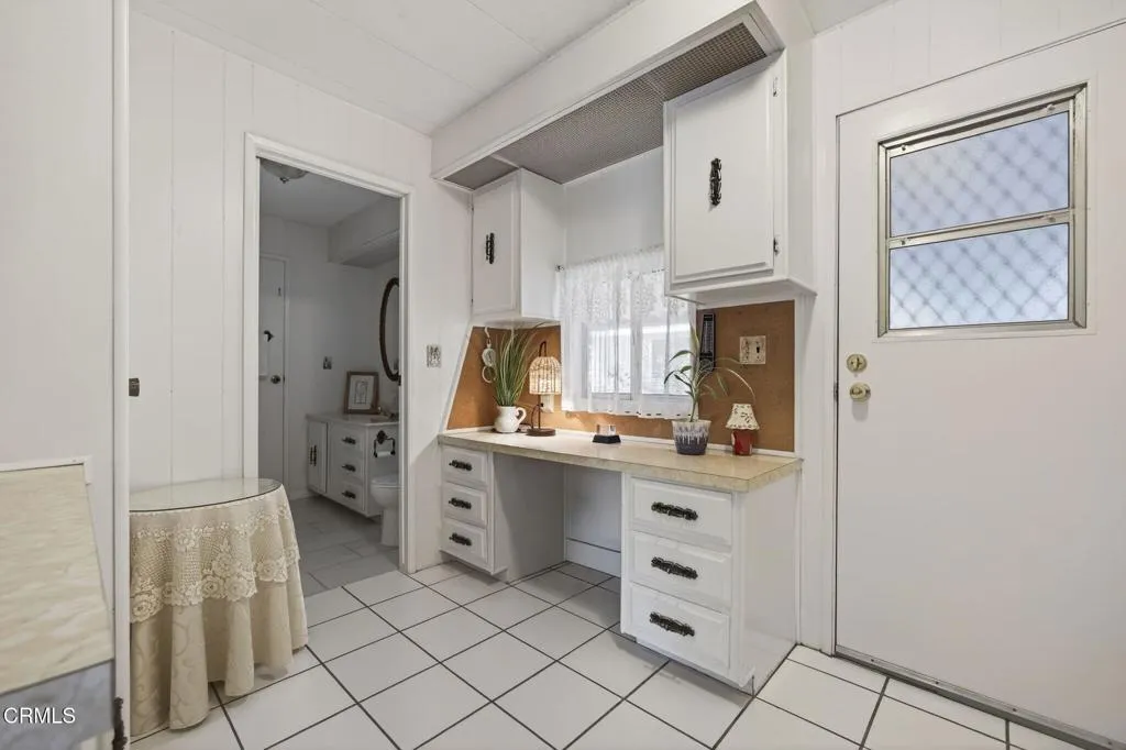 32-web-or-mls-UpmarketMedia-8Cal-091