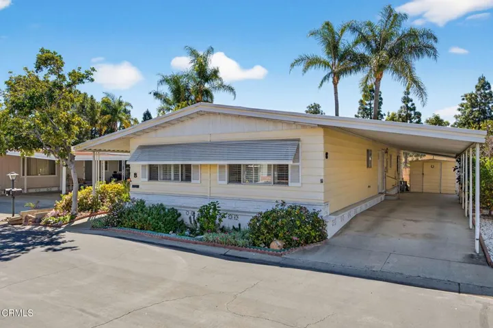 4-web-or-mls-UpmarketMedia-8Cal-009 (2)