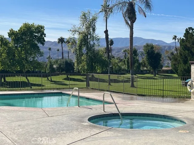 3 POOLS