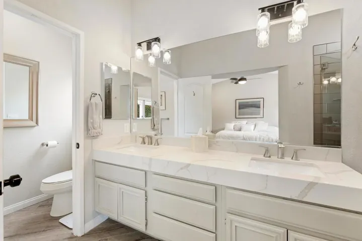 40262eastwood-31