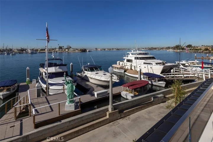 130 S Bay Front, Newport Beach, California 92662