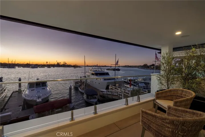 130 S Bay Front, Newport Beach, California 92662