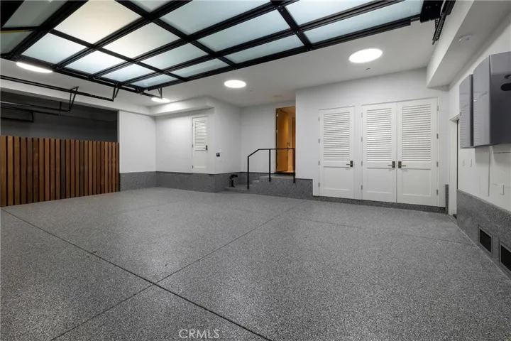 130 S Bay Front, Newport Beach, California 92662