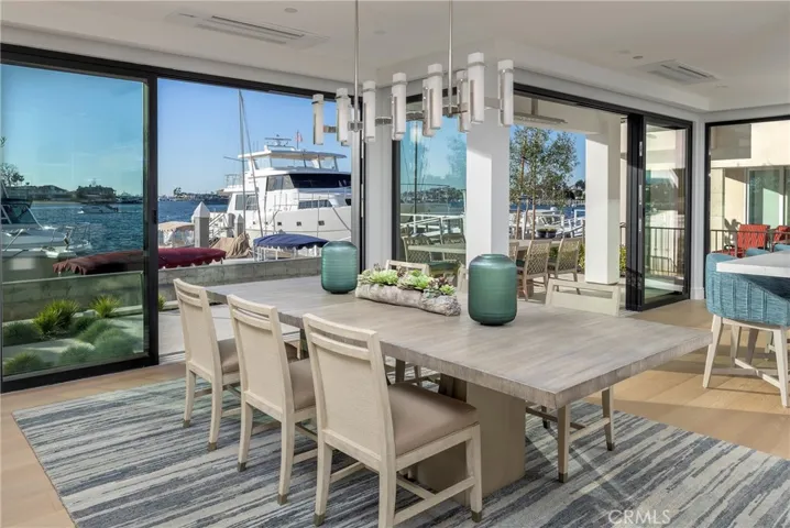 130 S Bay Front, Newport Beach, California 92662