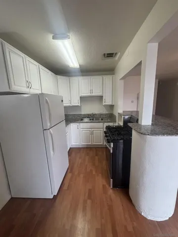 2029 Garnet, San Diego, California 92109