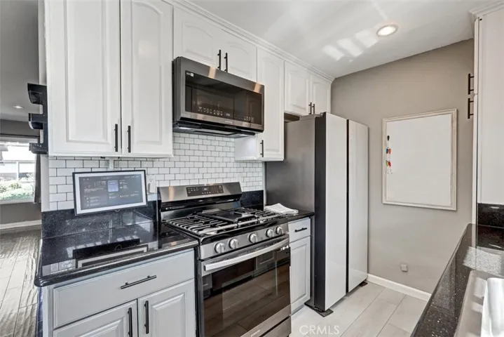 New Kitchen cabinets, Granite Counters and Stainless Appliances.