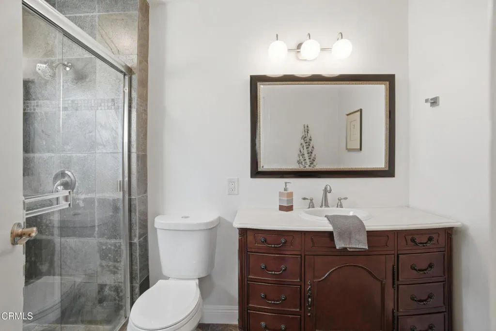 47_bathroom