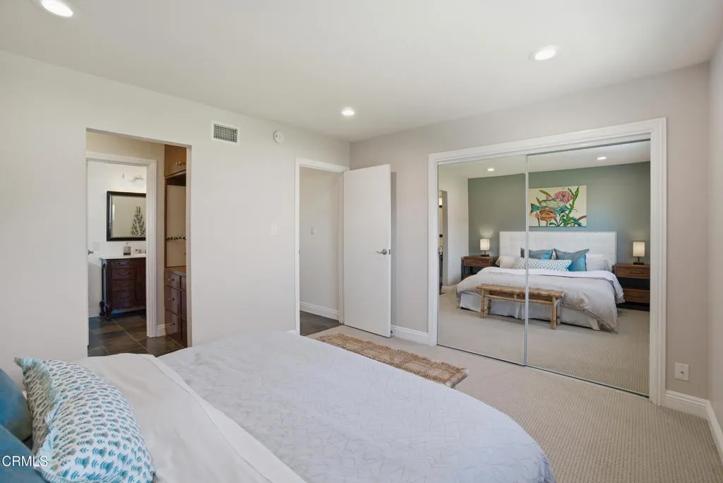 44_primary bedroom