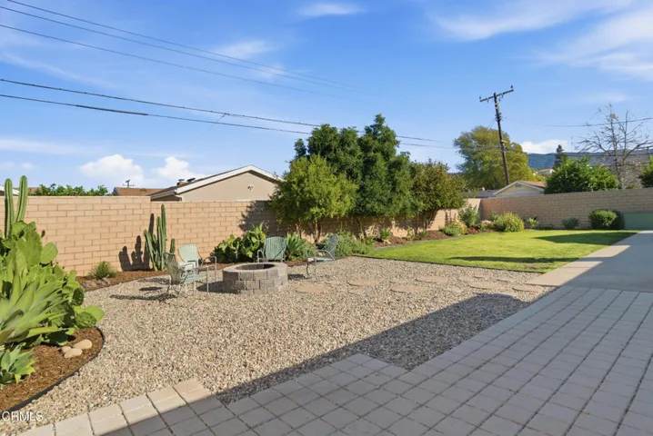 52_backyard