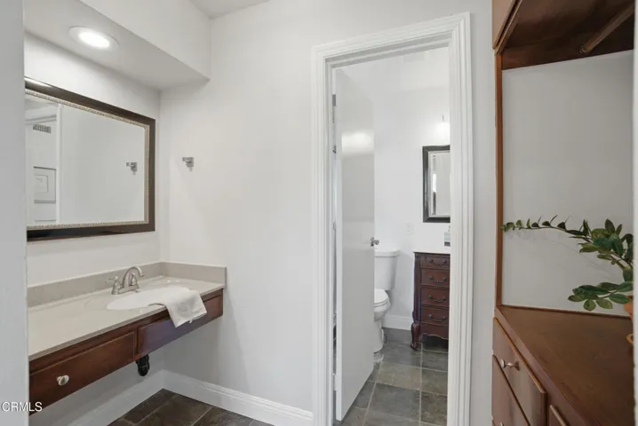 45_bathroom