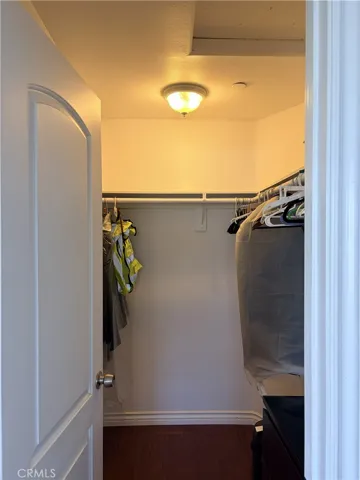 closet2
