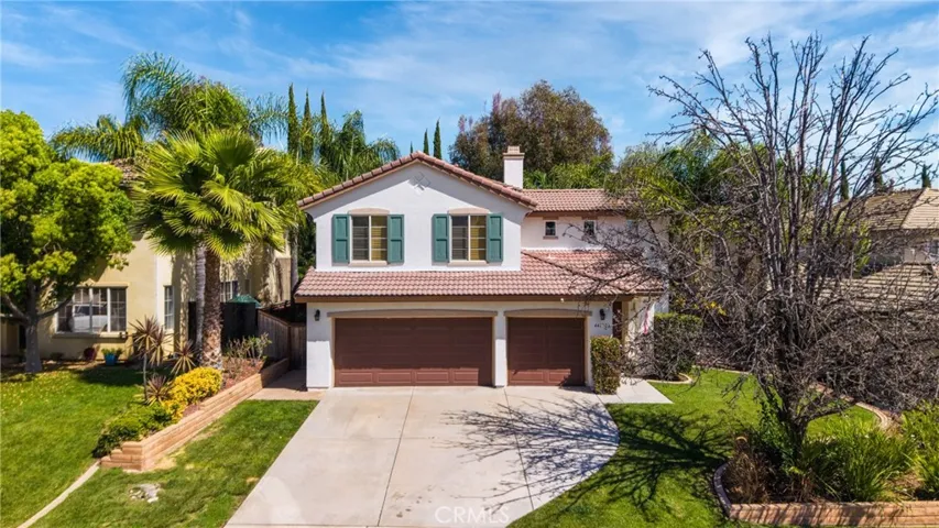 Paseo Del Sol Living