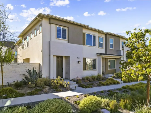 27616 Symphony Place, Valencia, California 91381