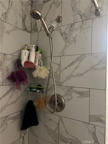 Primary bath back house