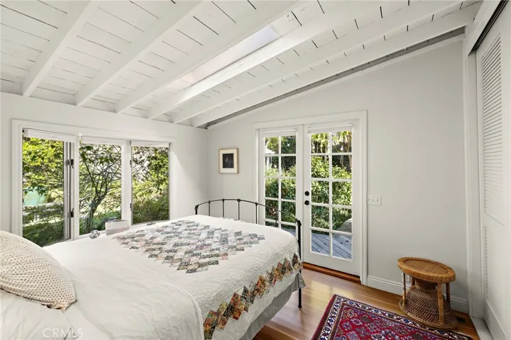 1511 Bluebird Canyon Drive, Laguna Beach, California 92651