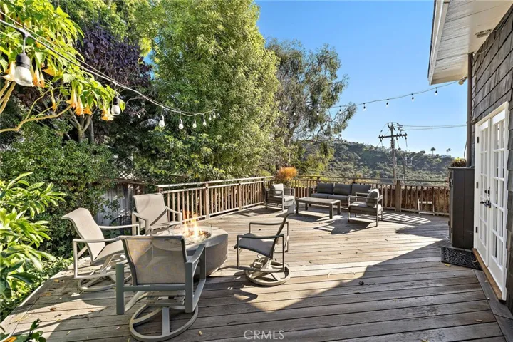 1511 Bluebird Canyon Drive, Laguna Beach, California 92651