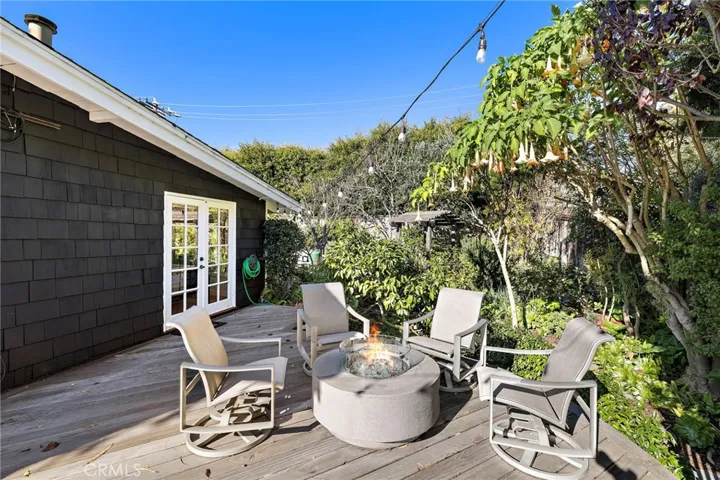 1511 Bluebird Canyon Drive, Laguna Beach, California 92651