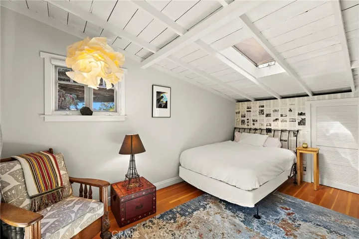 1511 Bluebird Canyon Drive, Laguna Beach, California 92651