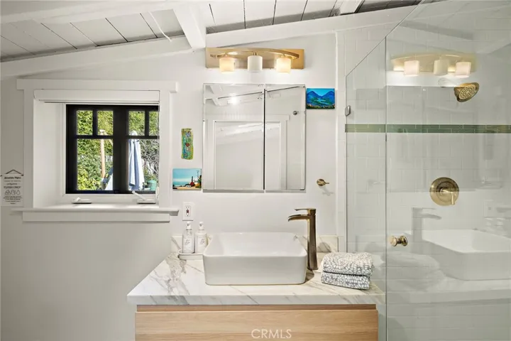 1511 Bluebird Canyon Drive, Laguna Beach, California 92651