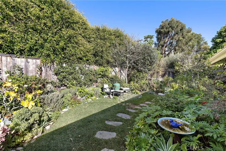 1511 Bluebird Canyon Drive, Laguna Beach, California 92651