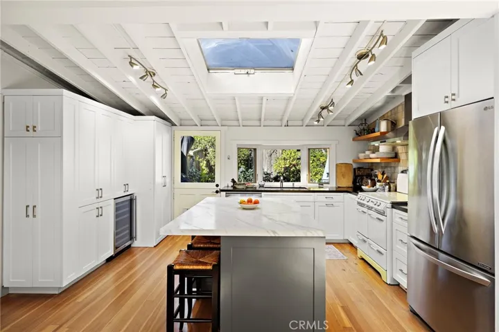 1511 Bluebird Canyon Drive, Laguna Beach, California 92651