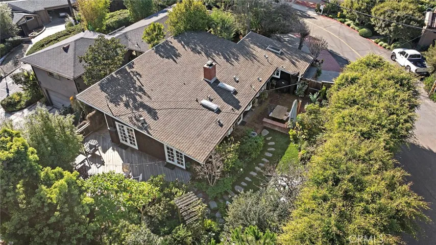 1511 Bluebird Canyon Drive, Laguna Beach, California 92651