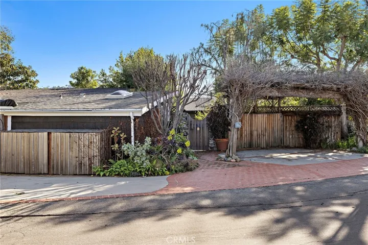 1511 Bluebird Canyon Drive, Laguna Beach, California 92651