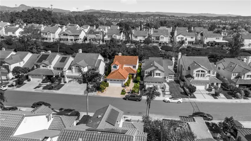 25272 Fairgreen, Mission Viejo, California 92692