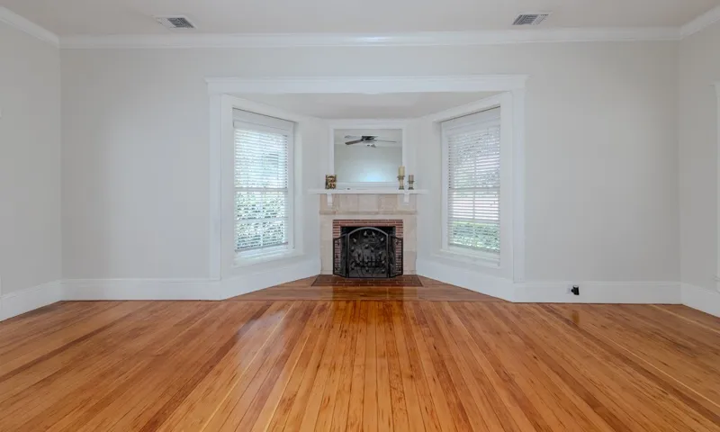Newly refinised floors and interior painting. Open House 5/9, 10-4pm. 464 Kenoak Pomona CA.