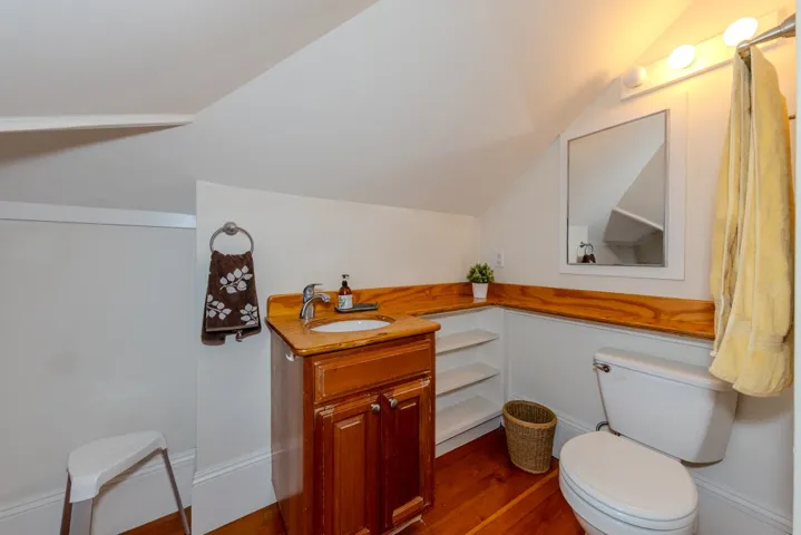 464 Kenoak Pl., Pomona, California 91768