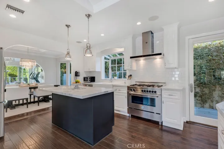 12953 Greenleaf, Studio City, California 91604