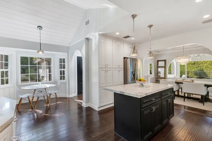 12953 Greenleaf, Studio City, California 91604